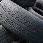 ¿Cuál es la contribución para neumáticos fuera de uso?